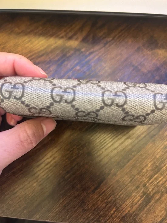 Gucci Beige GG Monogram Card Holder with Red Jeweled Cherry - Picture 3 of 5